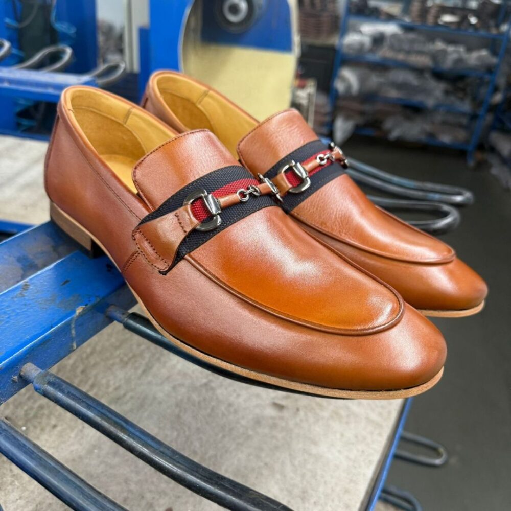 Loafer Dianello Caramelo
