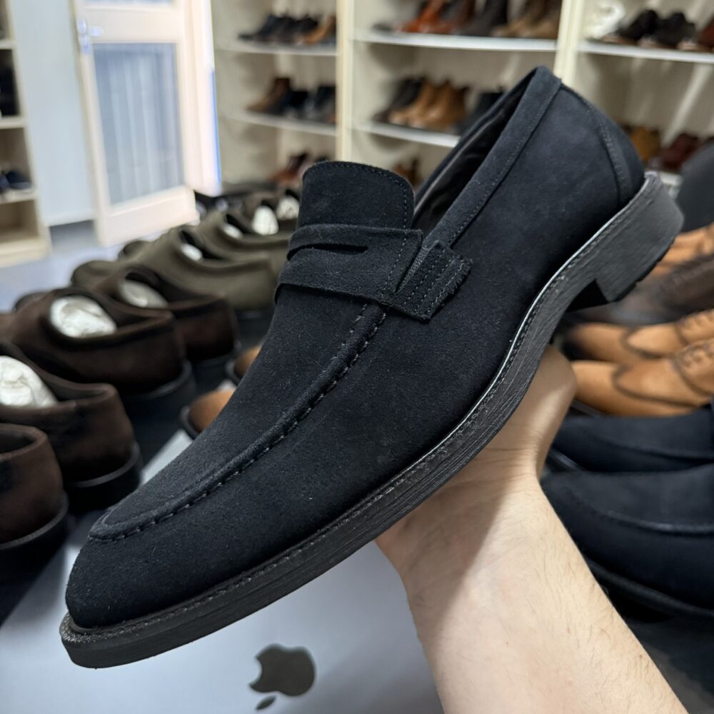 Loafer Camurça Chevalier Preto