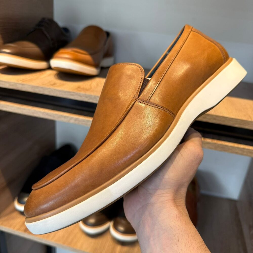 Casual Antonelli Tan