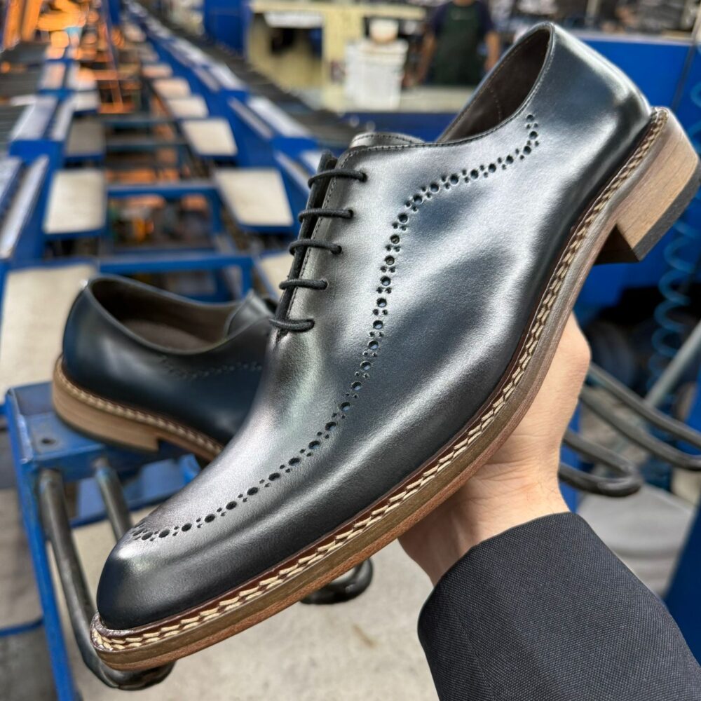 Sapato Mônaco Exclusive Preto com Steel Blue Sombreado
