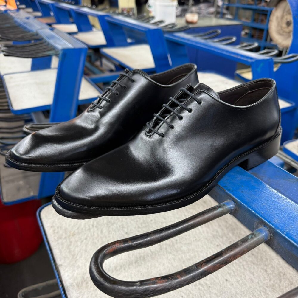 Social WholeCut Tenori Preto