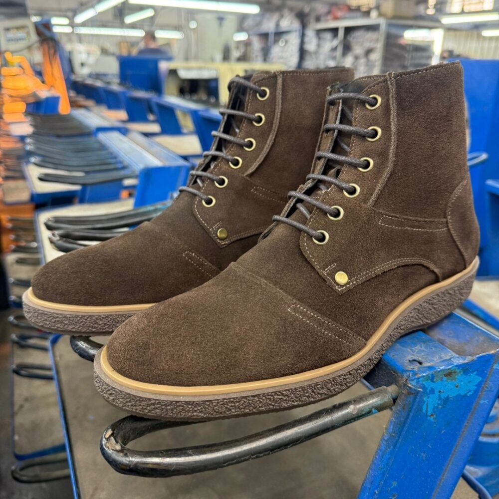 Bota Rivier Camurça Café